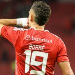 Rafael Santos Borré vive un momento dulce en Brasil