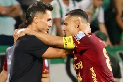 Tolima presentó su convocatoria para enfrentar a Universitario