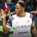 Yerry Mina sella victoria y asegura la permanencia del Cagliari