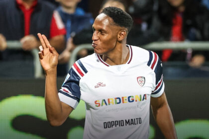 Yerry Mina sella victoria y asegura la permanencia del Cagliari